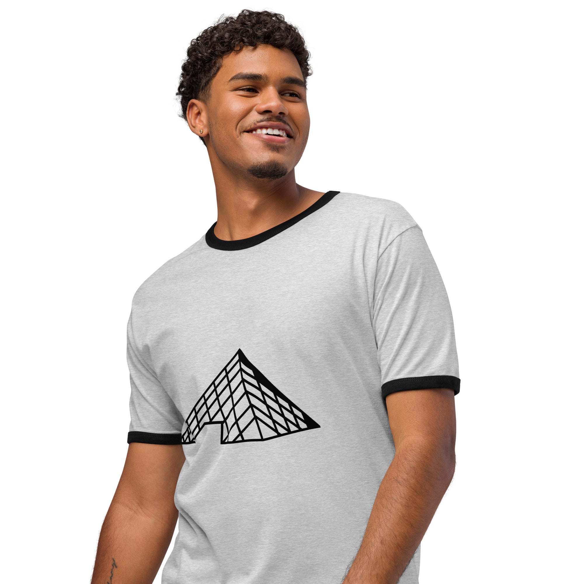 tsgabrielle® • Masculino • Paris - Pirâmide do Louvre • Camiseta Ringer