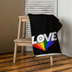 402 - tsgabrielle® • Pride 25 - Love • Toalha • Preta • 76 x 152 cm